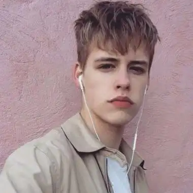 6686体育app海外作者Drew