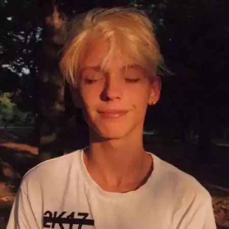 6686体育app银牌作者Elijah