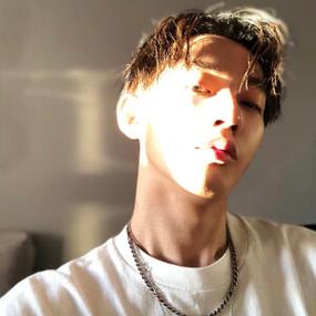 6686体育app合作伙伴Charlie