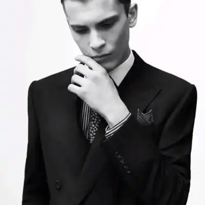 6686体育app首席作者水底沉星