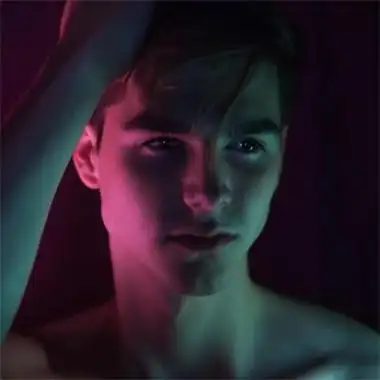 6686体育app铜牌作者Eleanor