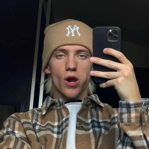 6686体育app铜牌作者凭栏听雨