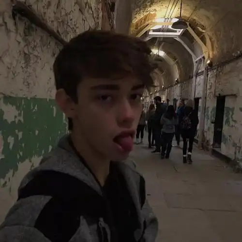 6686体育app官方作者Claire